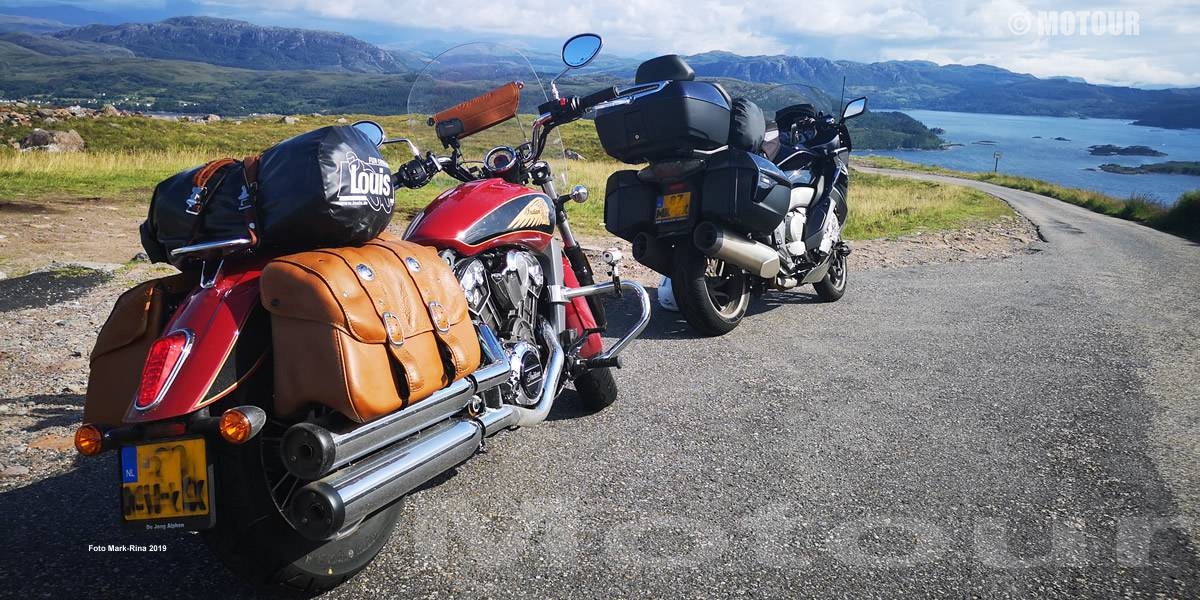 uitzicht Skye Schotland motorreis motour met twee motoren Harley davidson en BMW